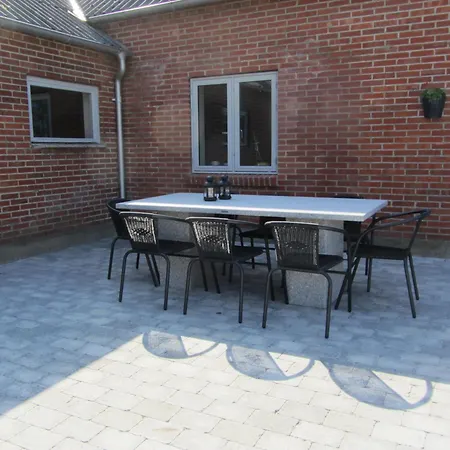 Vestervang Bed & Breakfast 3*